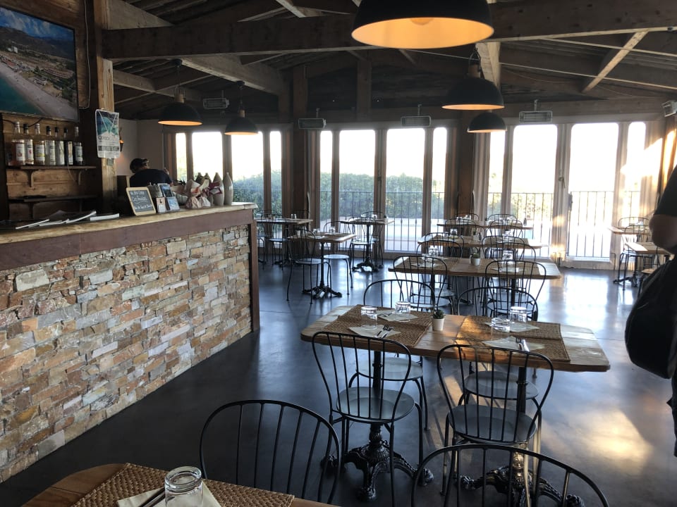 Gastro Hotel Maora Village