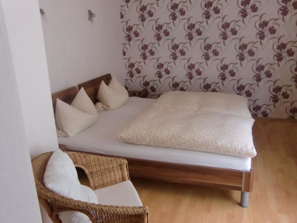 Schlafzimmer Pension Mühlmichel