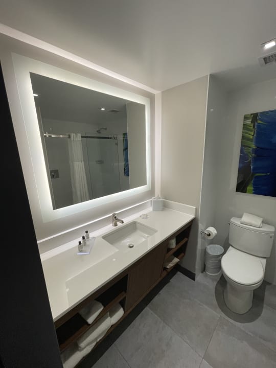 Zimmer Wingate by Wyndham Long Island City