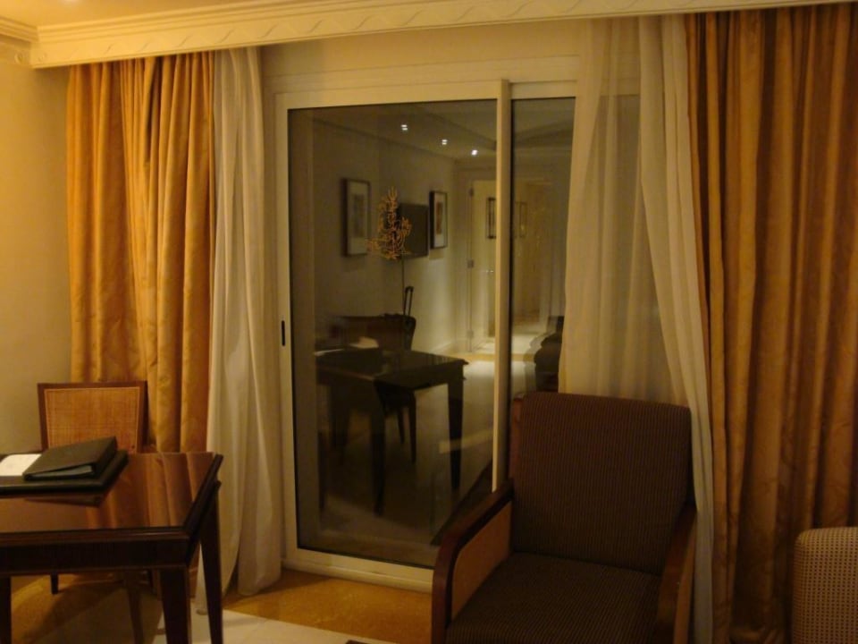 Tür zum Balkon Hotel L'Amphitrite Palace