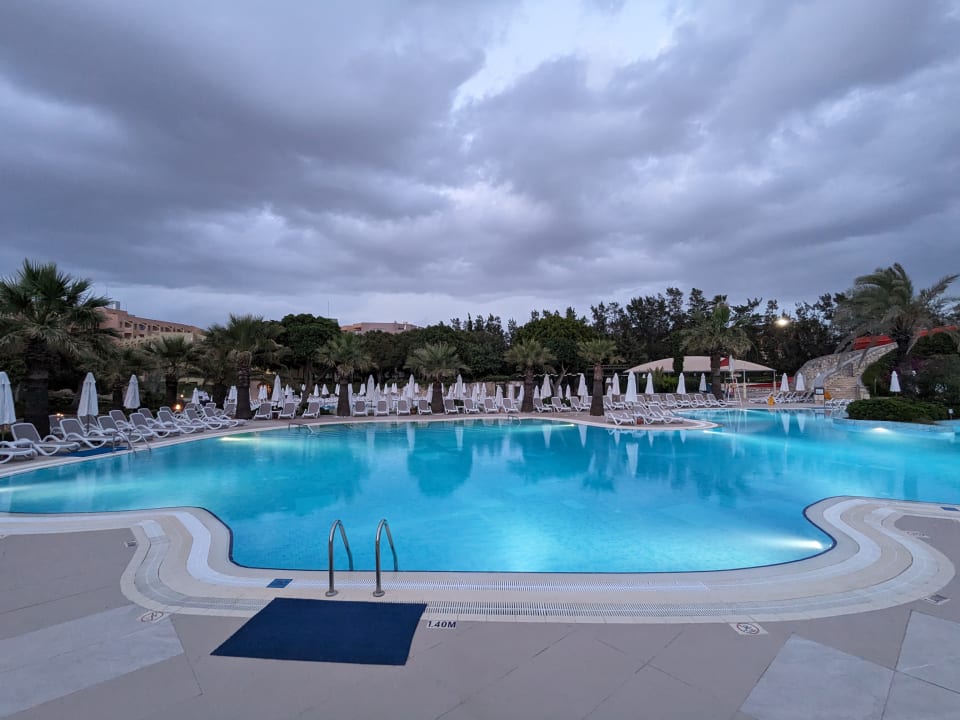 Pool Blue Waters Club
