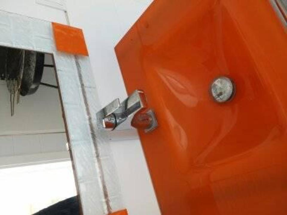 Waschbecken im unteren Badezimmer Ferienwohnung Carrer de les Aguiles