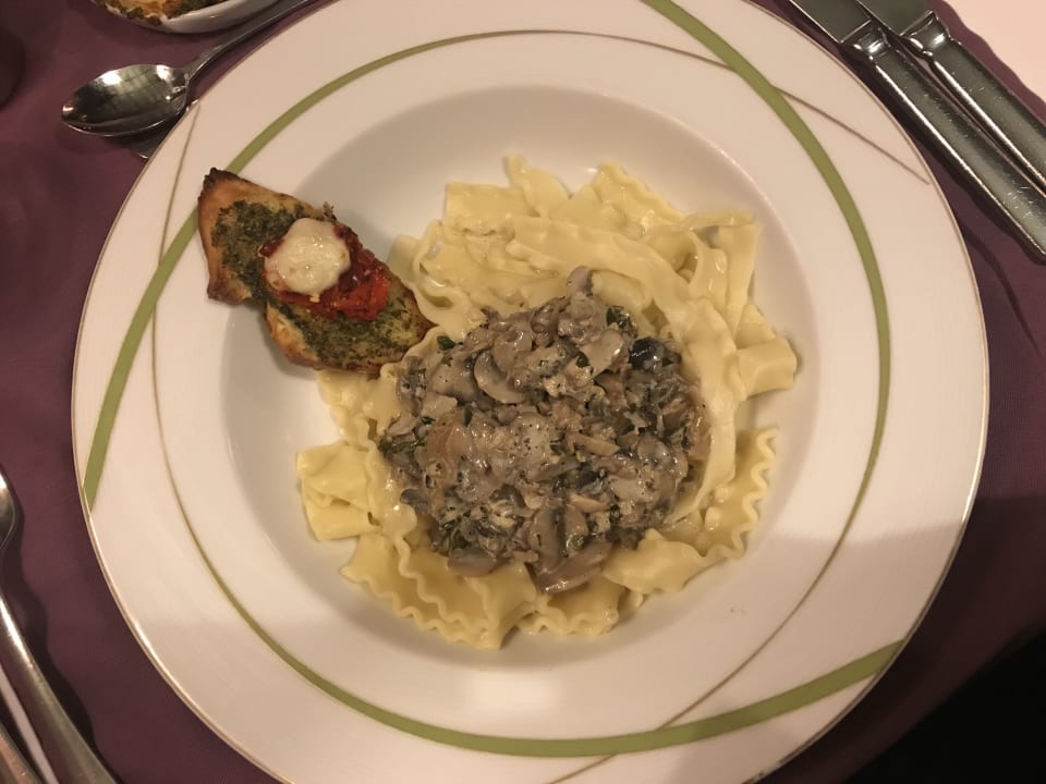 Italian night Limak Lara Deluxe Hotel & Resort