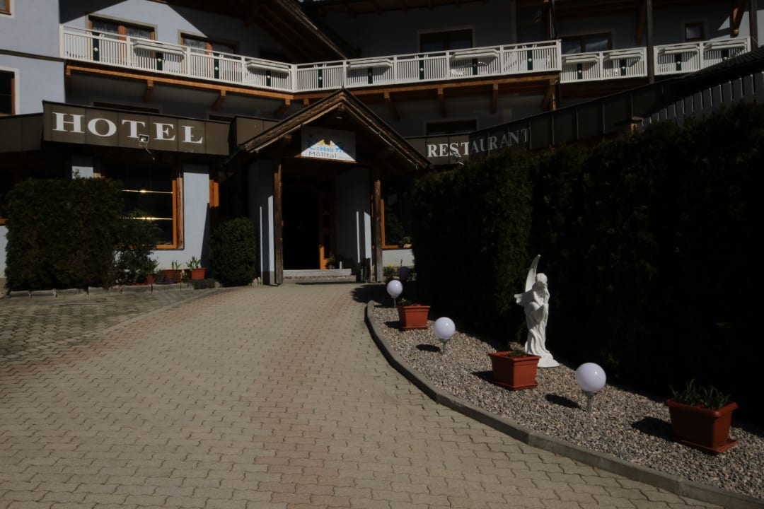 Außenansicht Erlebnishotel Kärnten- Mölltal