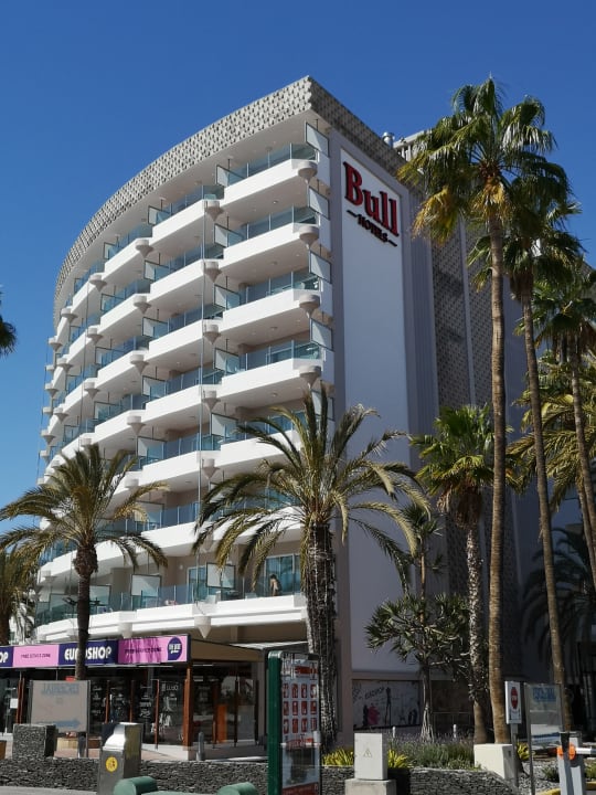 Außenansicht Bull Escorial & Spa