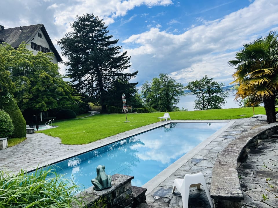 Pool See- und Seminarhotel FloraAlpina