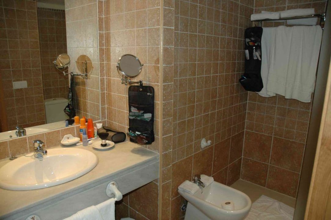 Blick ins Bad Ilunion Sancti Petri