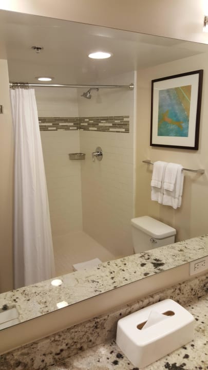 2208 Ilikai Hotel & Luxury Suites