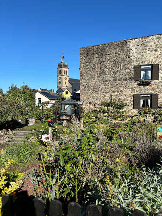 Sonstiges EIFELkrimihotel