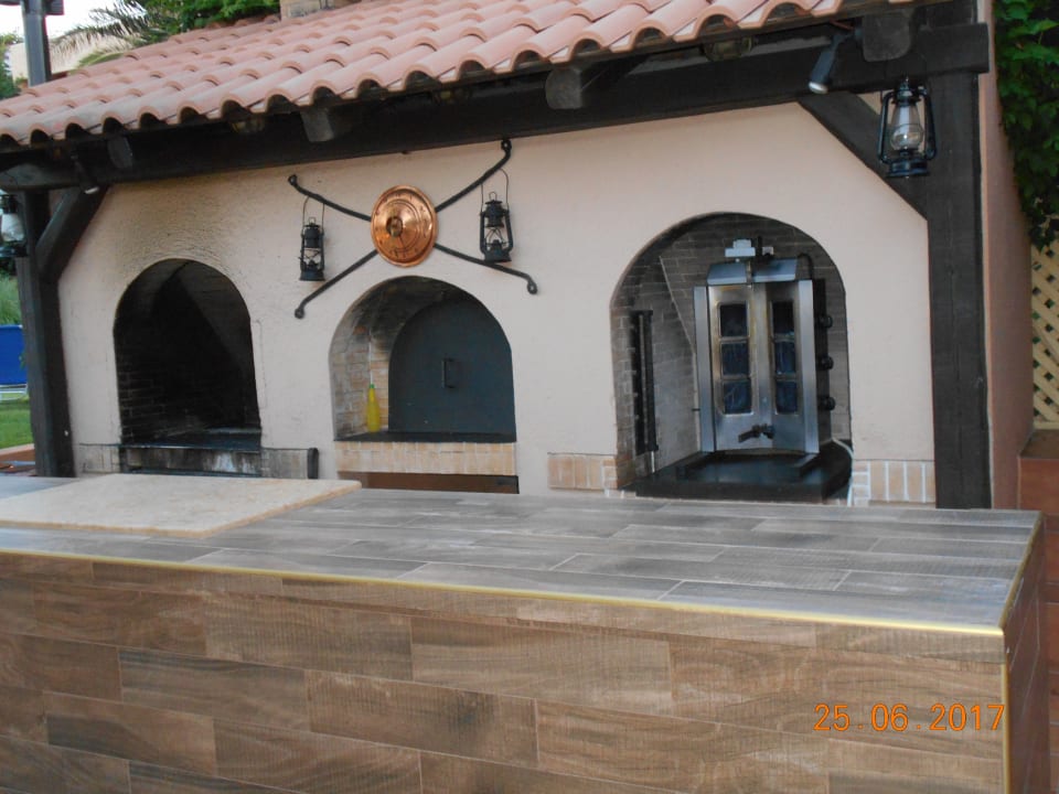 Gastro Anissa Beach & Village