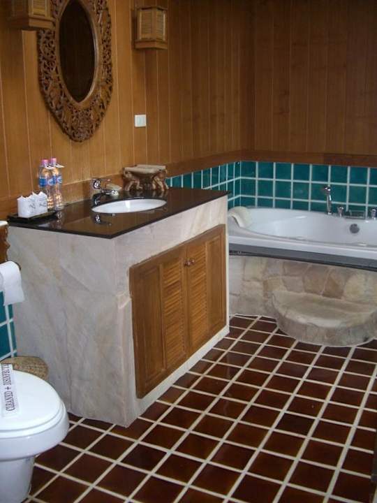 Teil vom Badezimmer Panviman Resort Koh Phangan