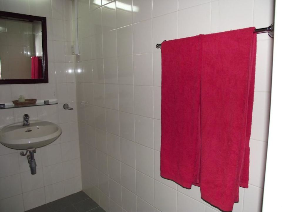 Bad Hotel Terres Rouges Lodge