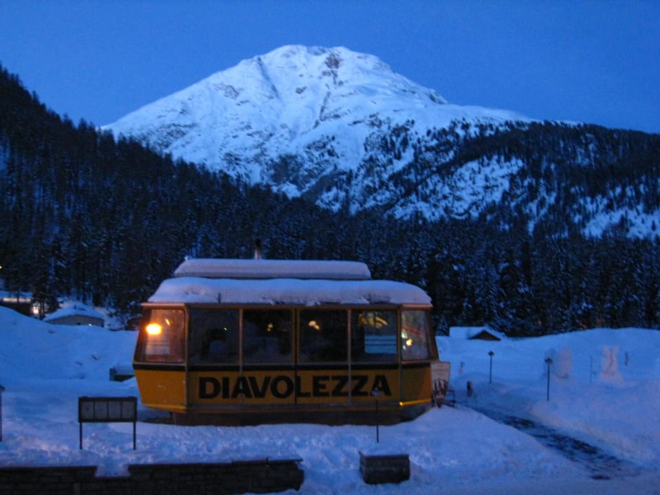 Am Morgen Hotel Steinbock Pontresina