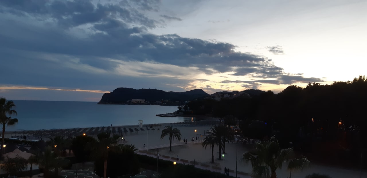 Strand Hotel Vibra Beverly Playa