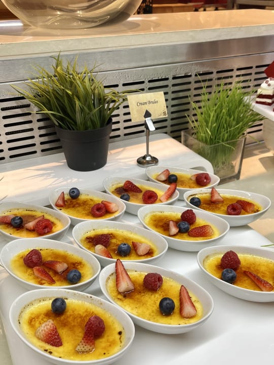 Gastro Saadiyat Rotana Resort &  Villas