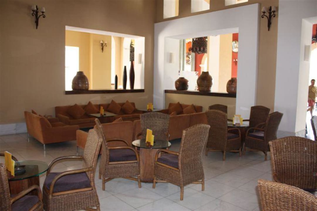 Lobbybar Iberostar Waves Bahia
