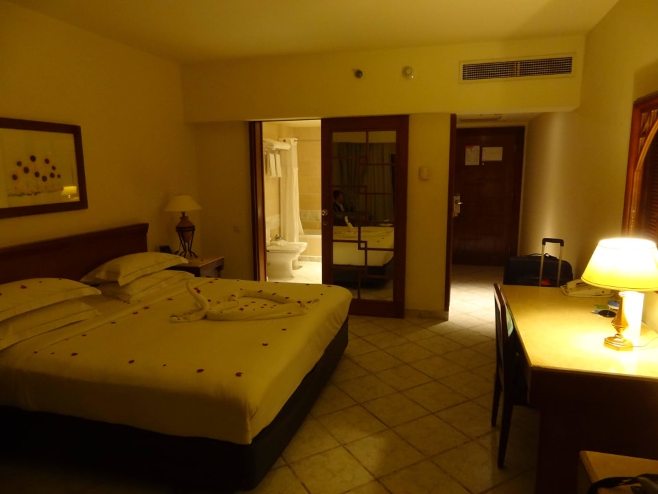 Pokój dwuosobowy z dostawką Safir Sharm Waterfalls Resort