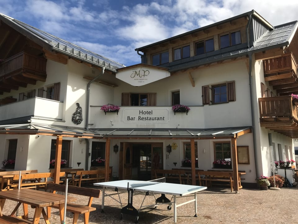 Außenansicht Hotel Berggasthof Monte Piz