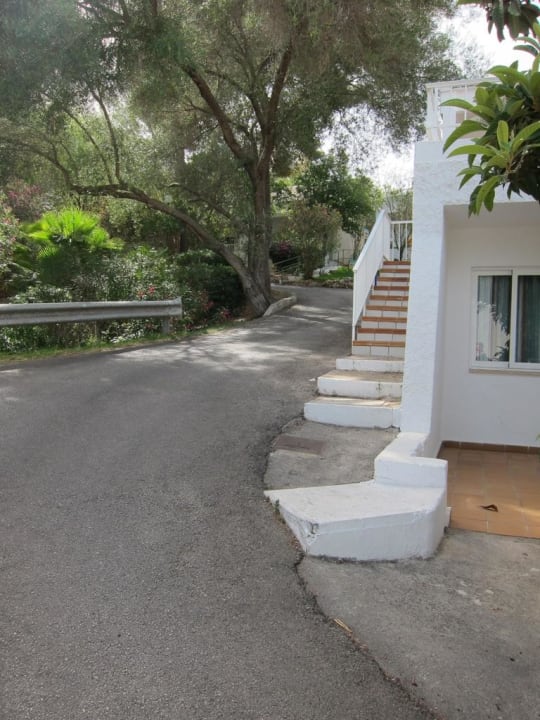 Zugang zu den Zimmern Flipflop Cala Romantica