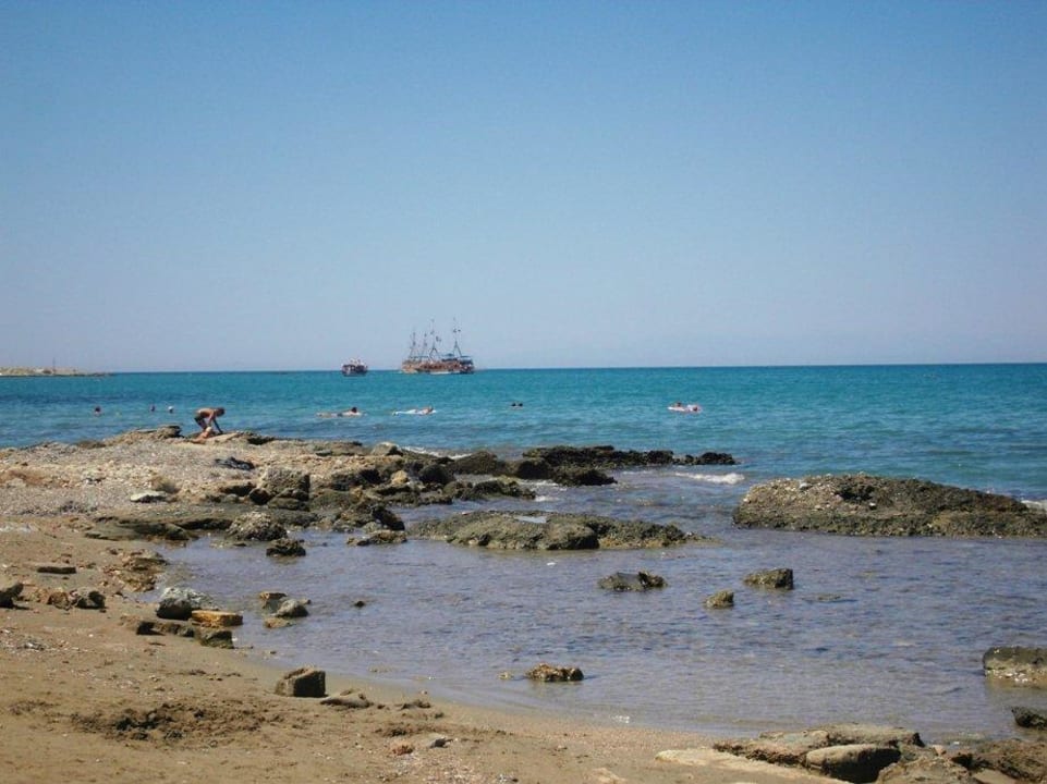 nicht der feinste Sandstrand, aber trotzdem schön Can Garden Beach