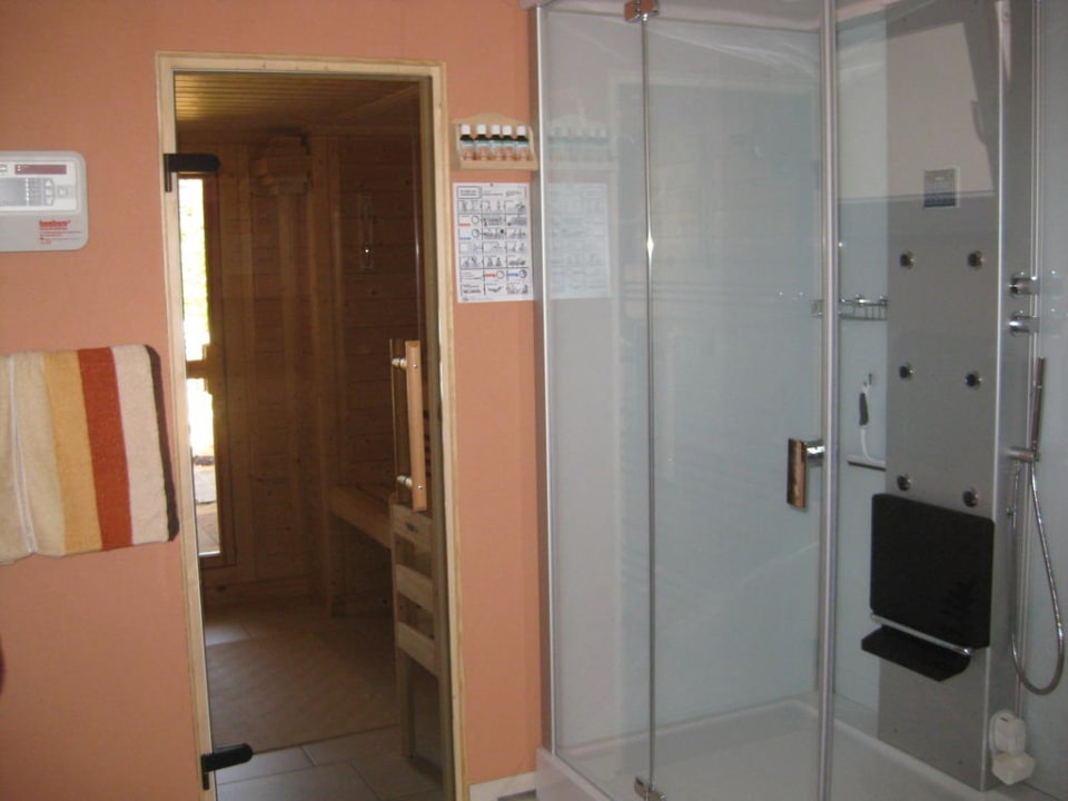 Bad - Dampfdusche Zimmer Oase Anitas Ferienhaus