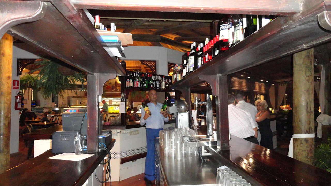 Hôtel H10 Las Palmeras - Le Bar de Piscine 2014 H10 Las Palmeras