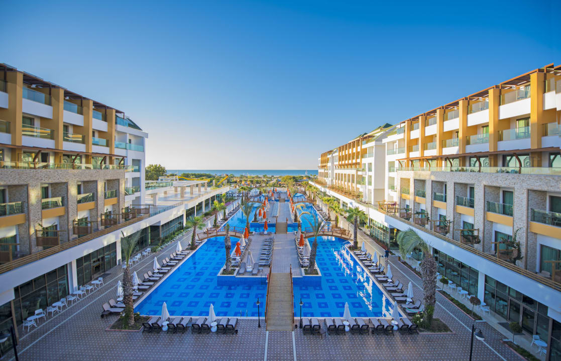 Ausblick Port Nature Luxury Resort & Spa