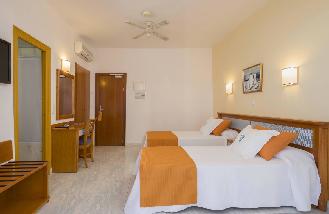 Standard Doppelzimmer  Hotel Osiris