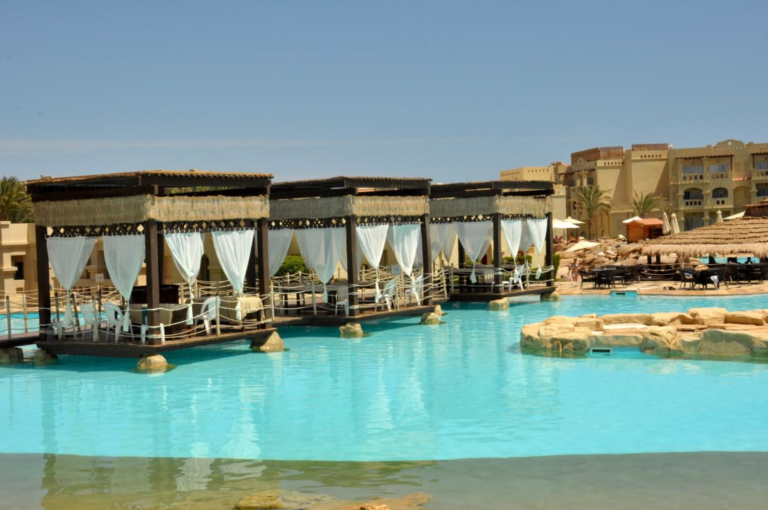 W tych pokojach na wodzie można dać się wymasować  Rixos Sharm El Sheikh Adults Only 18 +