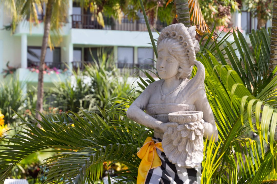 Figur auf dem Hotelgelände The Laguna A Luxury Collection Resort & Spa