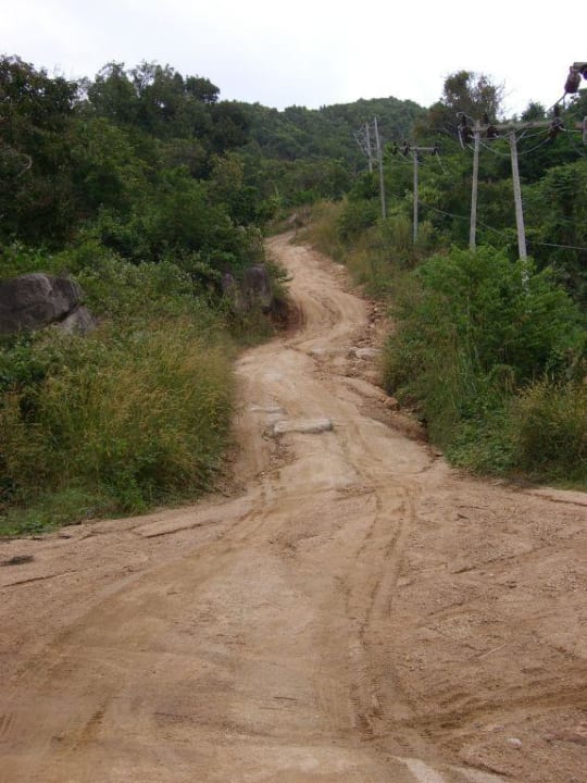 Weg zum Hotel Santhiya Koh Phangan Resort & Spa