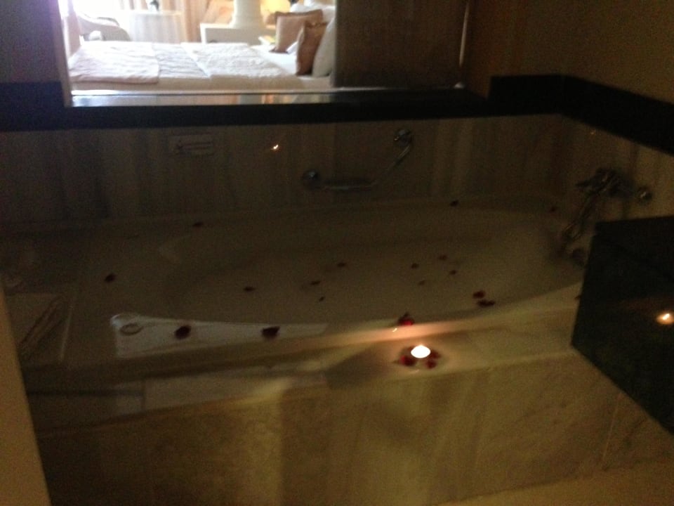 Überraschung vom Butler Bahia Principe Luxury Esmeralda