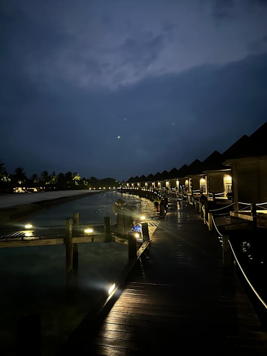 Zimmer Kuredu Island Resort & Spa