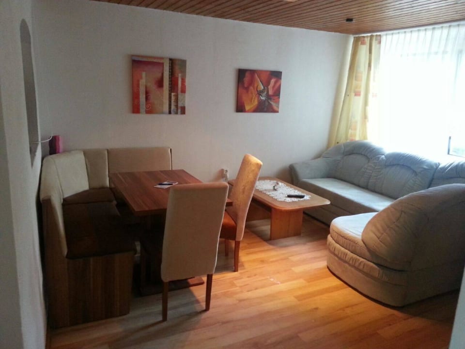 Wohnzimmer mit SAT u. W-Lan Ferienwohnung Urlaubsnest