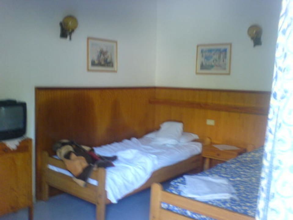 Betten HL Miraflor Suites Hotel