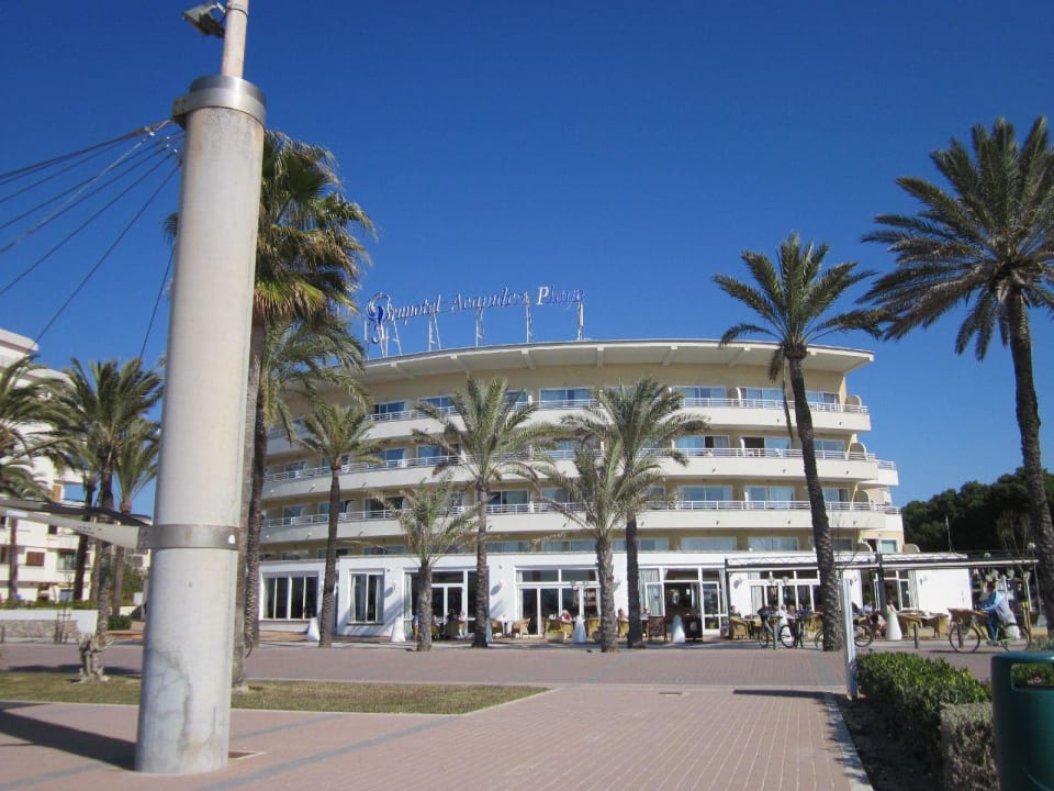 Acapulco Playa von Promenade. Grupotel Acapulco Playa - Adults Only