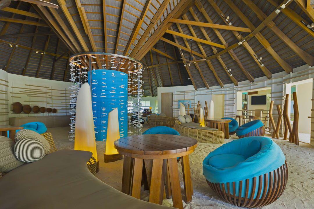 Lobby Centara Ras Fushi Resort & Spa Maldives