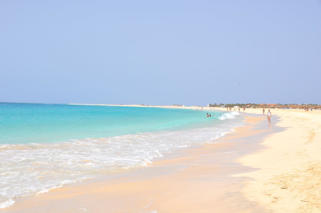 Traumstrand direkt vor dem Hotel Hotel Morabeza