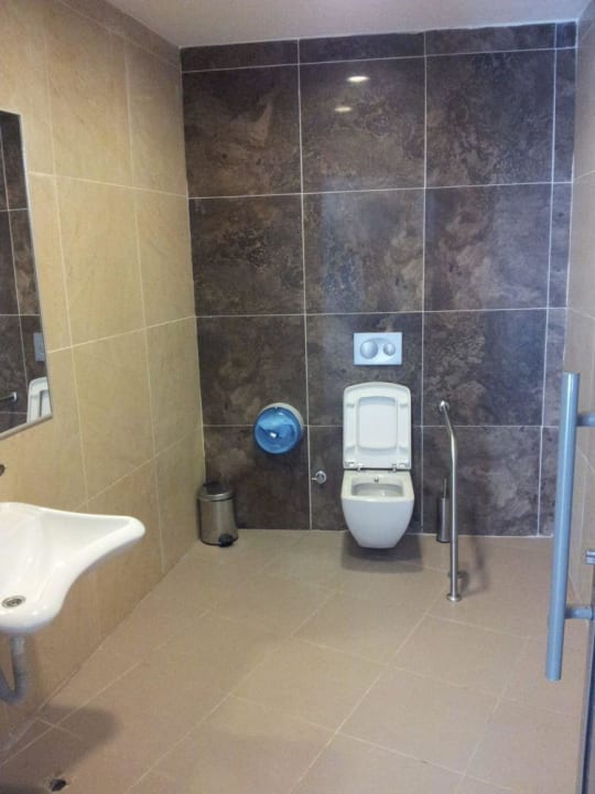 Toiletten an der Poolbar Terrace Elite Resort