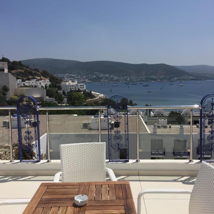 Balkon an der Hotellobby Salmakis Resort & Spa