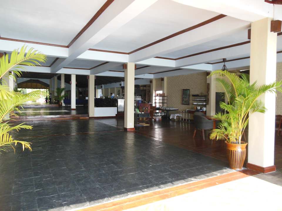 Lobby Hotel Palm Beach Resort