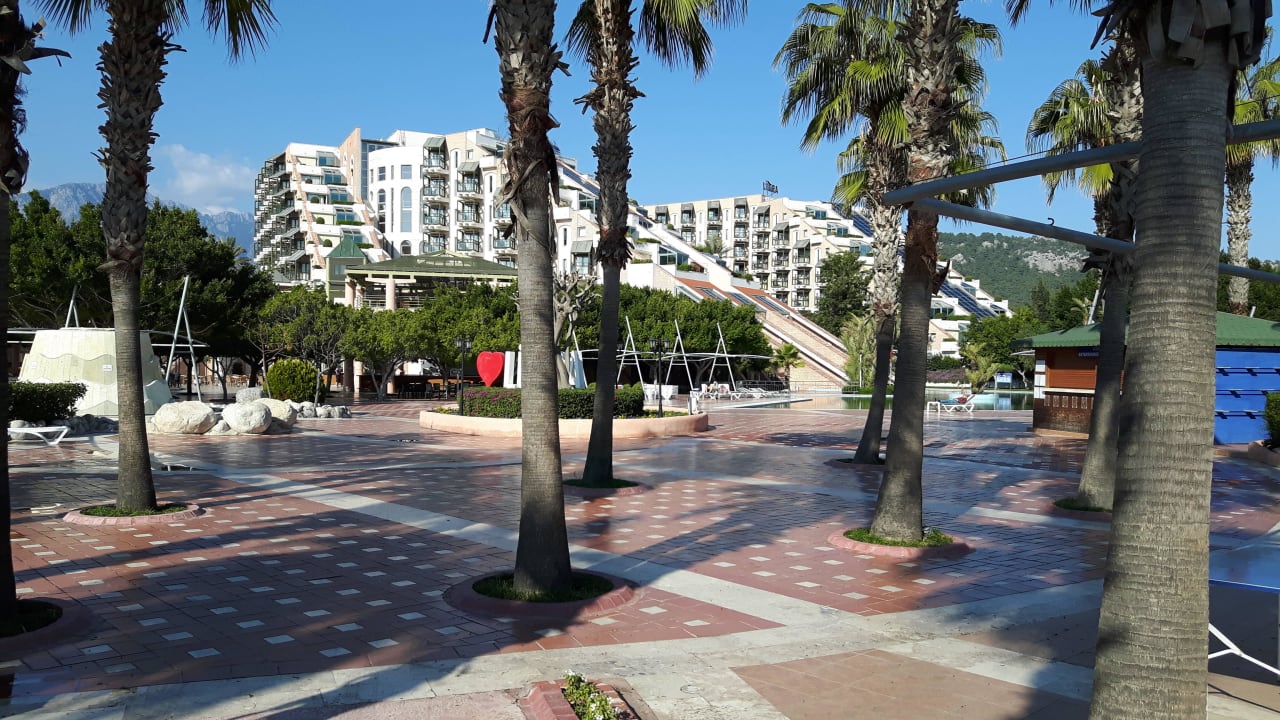 14 Uhr Limak Limra Hotel & Resort