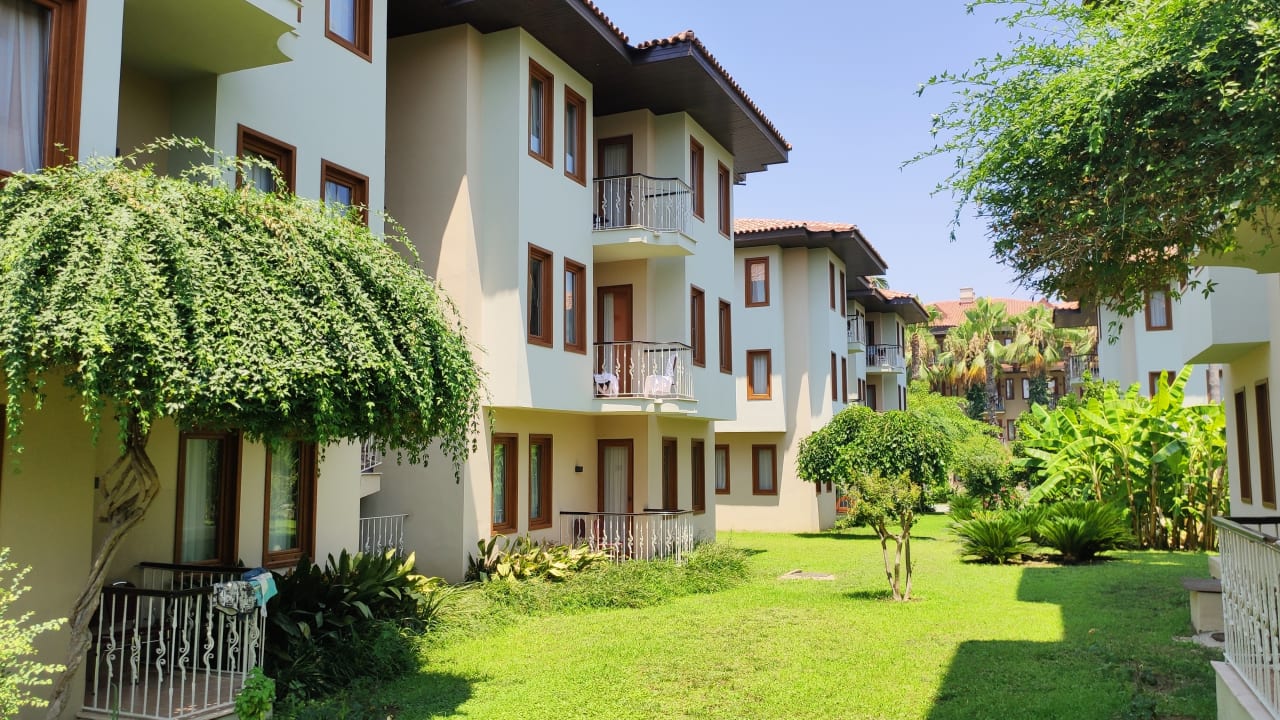 Gartenanlage Club Grand Side