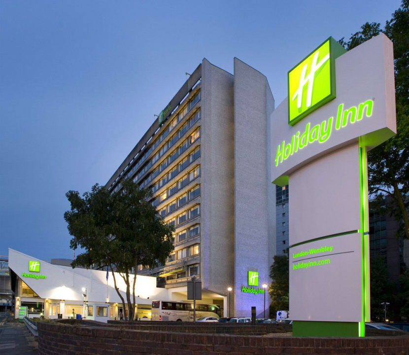 Exterior view of the hotel  Hotel Holiday Inn London Wembley