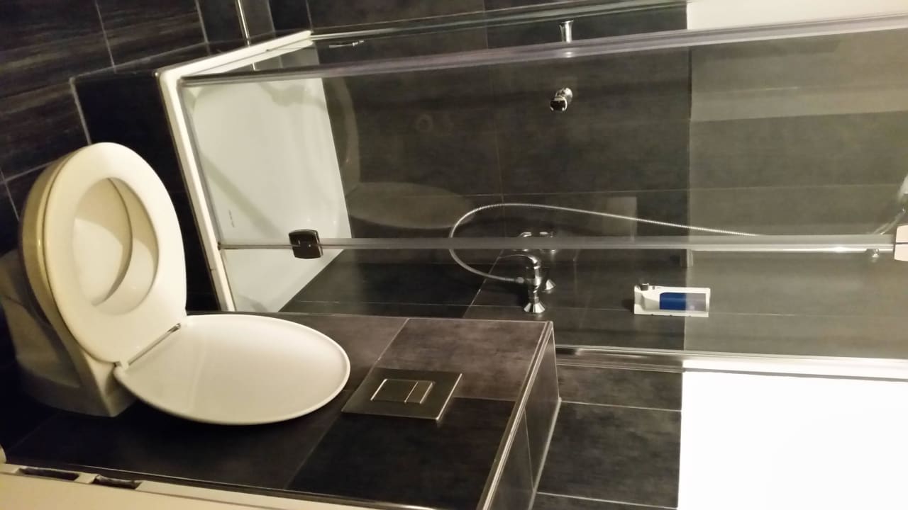 Sehr sauberes Bad St.Joseph Hotel Hamburg St.Pauli Kiez Reeperbahn