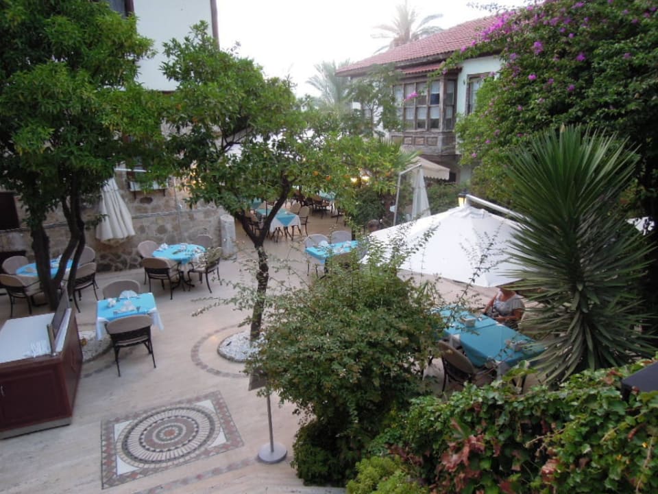Hier wird morgens und abends gegessen! Dogan Hotel by Prana Hotels & Resorts
