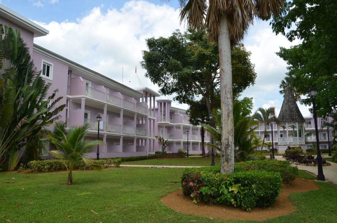 Schöne Häuser Hotel Riu Palace Tropical Bay