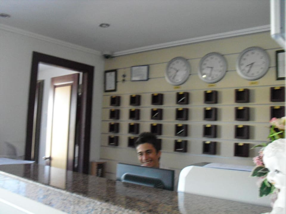 Immer hilfsbereit und freundlich Hotel Side Elis