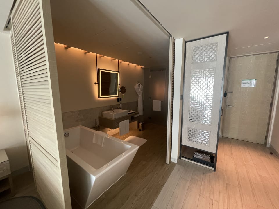 Zimmer Saadiyat Rotana Resort &  Villas