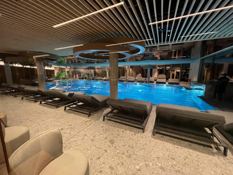 Pool The Grand Green - Familux Resort